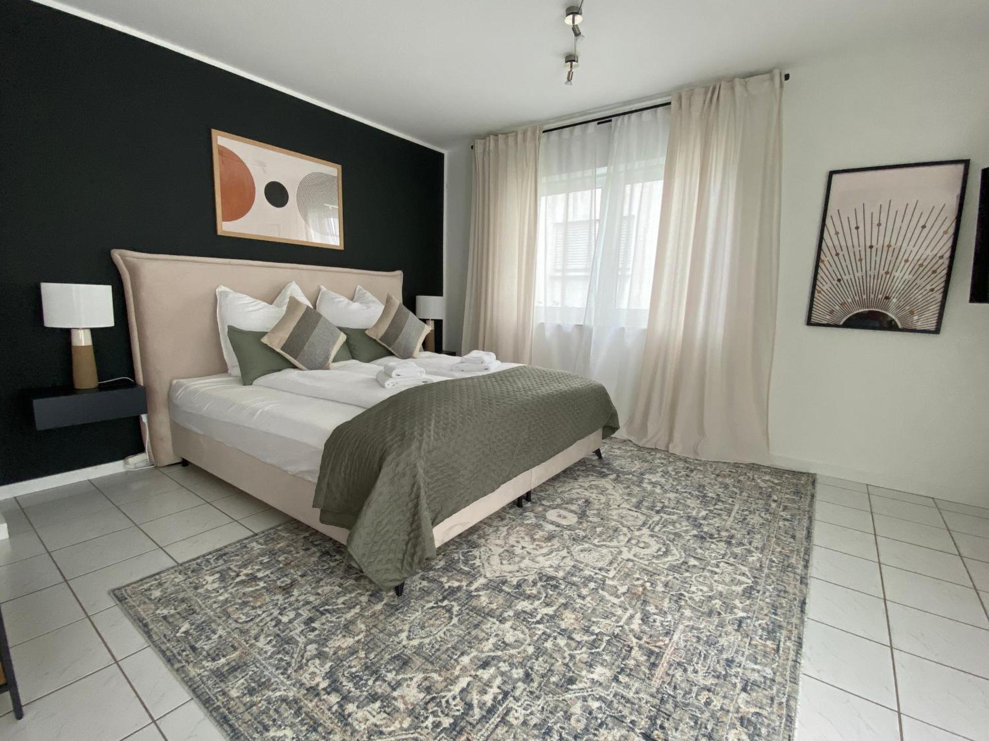 Moderne Wohnung Mit Terrasse & Parkplatz; Naehe Bwzk & Amazon Koblenz  Bagian luar foto